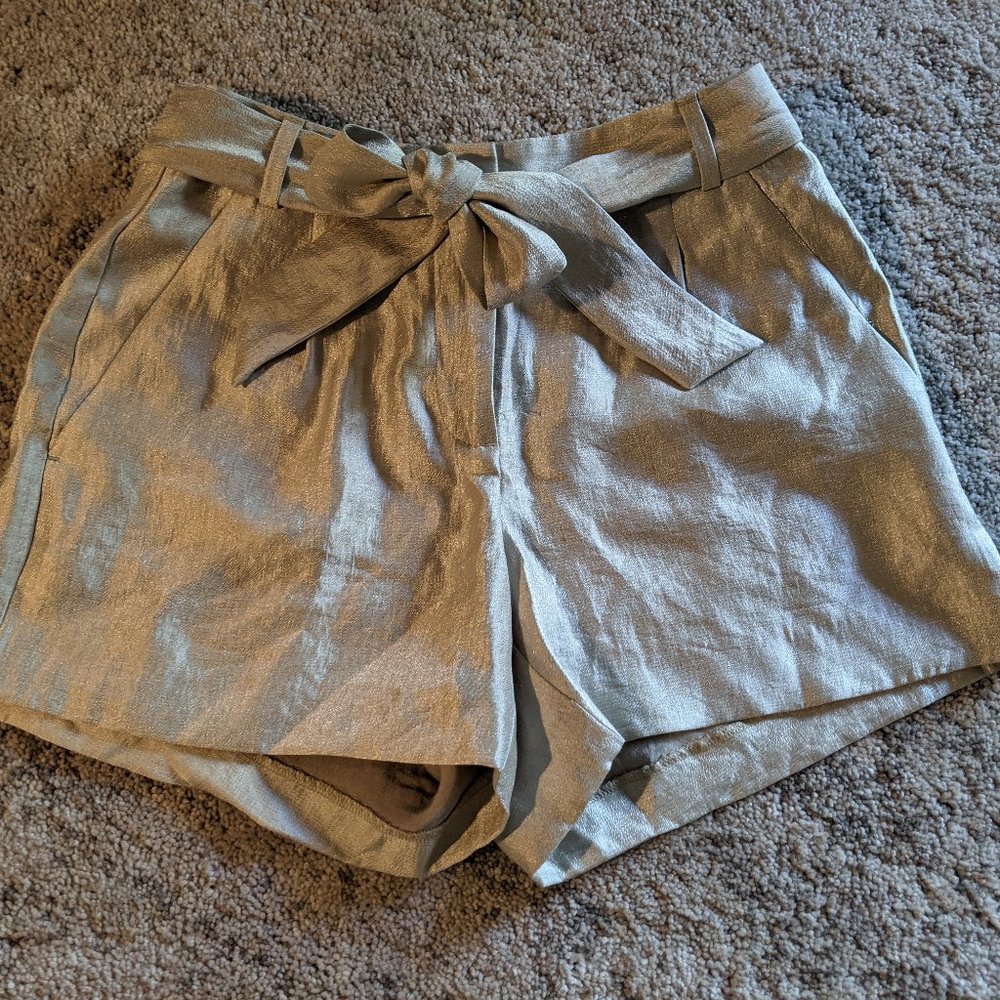 Loft structured shirts in shiny gold, size 00